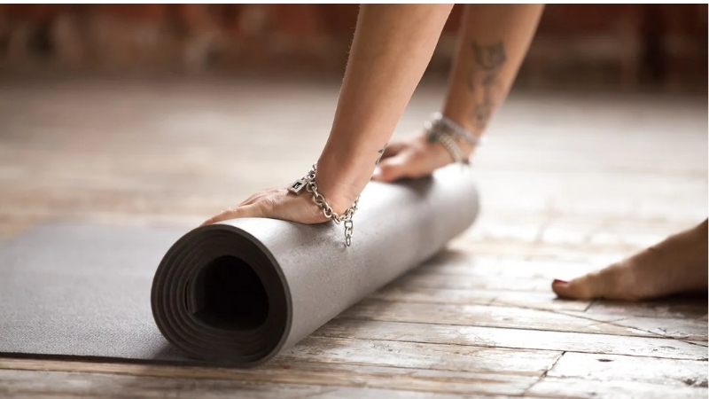 How to Choose the Best Non Slippery Yoga Mat