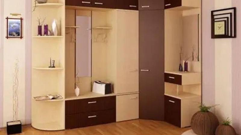 corner wardrobe