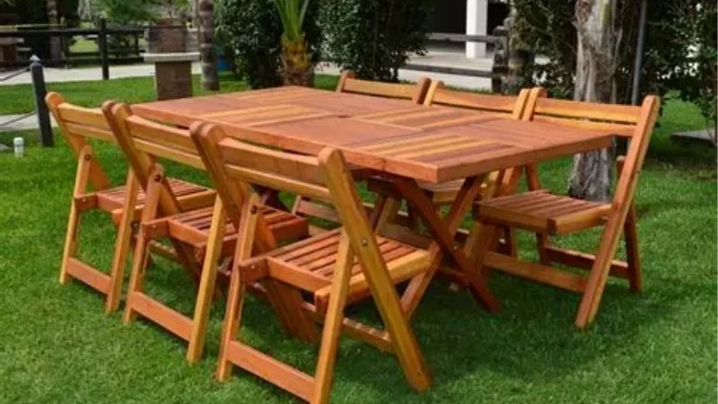 folding outdoor dining table