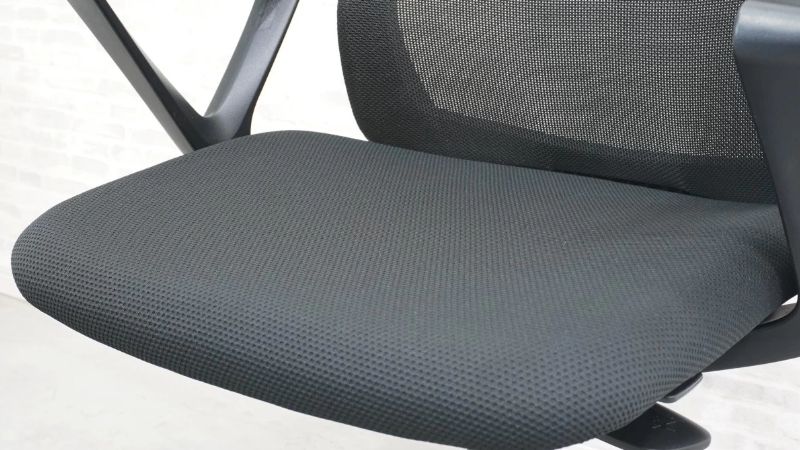 tilt vs recline office chair