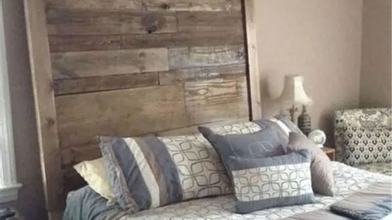 wall hanging headboard